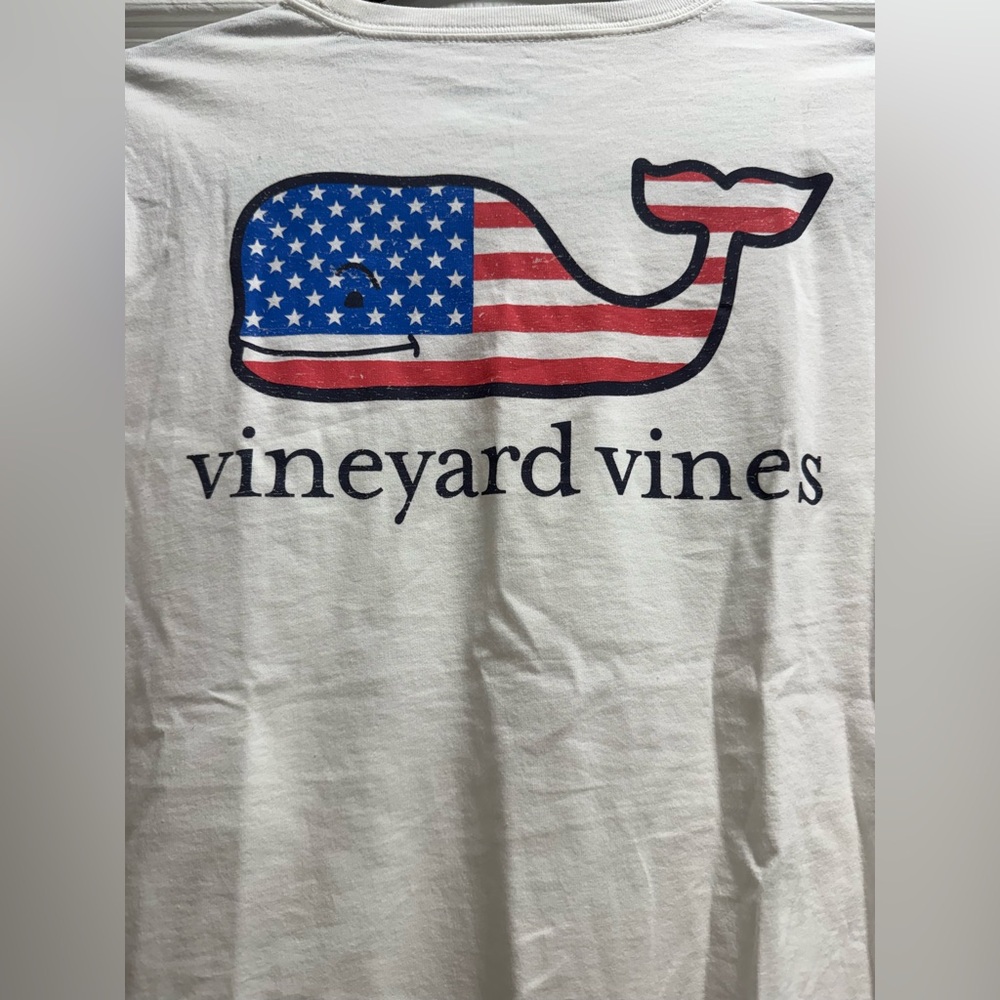 NWT Vineyard Vines Women's USA Flag Whale Short-Sleeve Pocket Tee - Picture 5 of 8